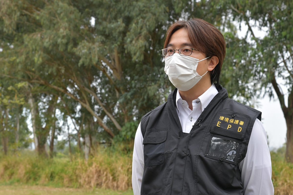 擴大應用:  環保署環境保護主任黃家榮表示，署方期望擴大航拍機應用範圍，例如用於監察堆填區運作、應對海上垃圾等。