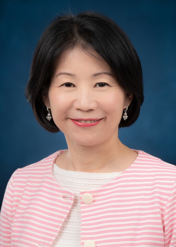 官員任命:  商務及經濟發展局副秘書長（工商）沈鳳君4月15日出任旅遊事務專員。