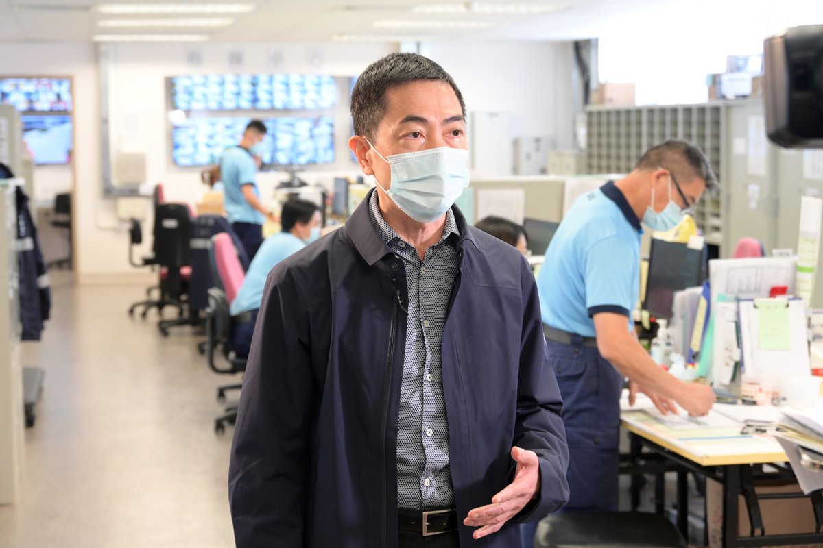 妥善管理:  衞生署衞生防護中心檢疫中心工作小組主管陳國基表示，會盡量安排涉及同一群組的密切接觸者到同一地點接受檢疫。