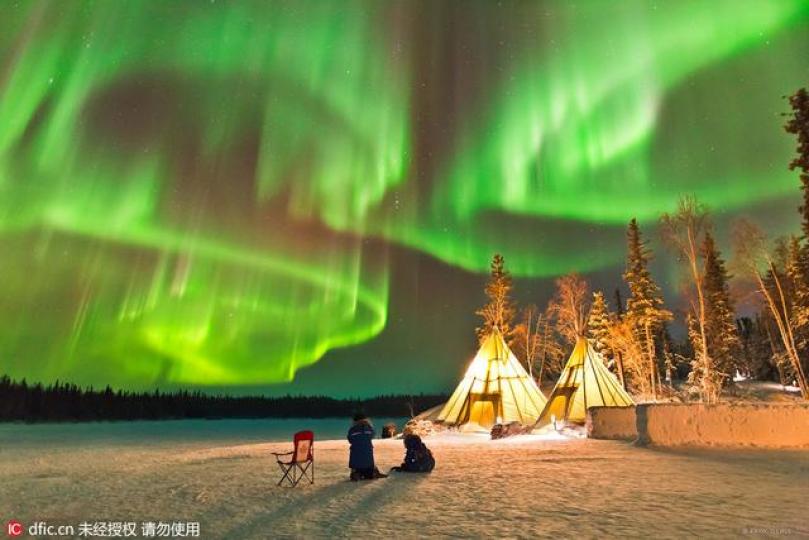 加拿大黃刀鎮地勢平坦,天
氣晴朗的極光村能見到極
光概率最高地方,攝影師在
這里拍到美得令人窒息的
北極光照片。...