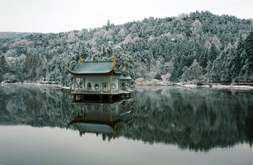江西九江廬山，如琴湖初冬的美景 。
黃焱紅／攝...