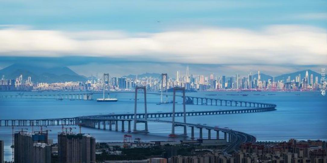 100分鐘海上“打卡”深中通道...