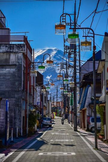 能看到富士山的街景是無價之寶...