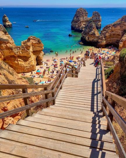 葡萄牙的度假天堂法魯，湛藍的海水讓人超想去放鬆...