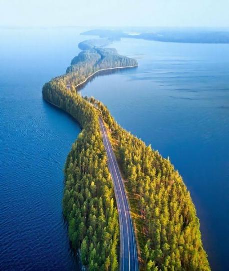 芬蘭像是天堂般的海上公路...