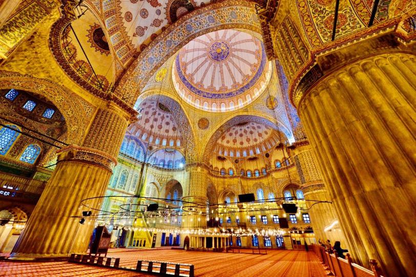 土耳其伊斯坦堡的蘇丹艾哈邁德清真寺...