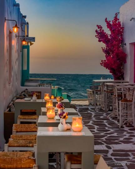 一場浪漫的燭光晚餐，是到希臘旅遊時不能錯過的...