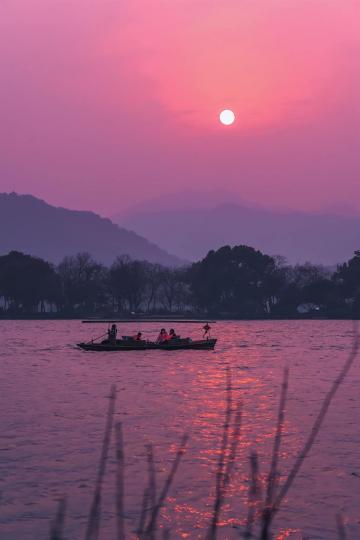 杭州西湖 · 「來西湖不看日落，等於沒來西湖」...