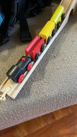 IKEA木製火車玩具......