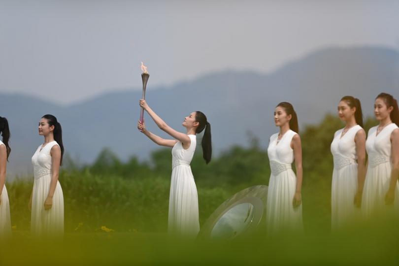 6月15日，杭州亚运会火种采集仪式在浙江杭州良渚古城遗址公园举行...