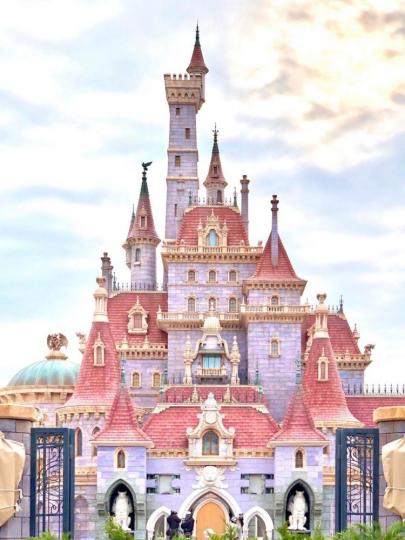 日本東京迪士尼「美女與野獸夢幻城堡」讓人少女心秒噴發...