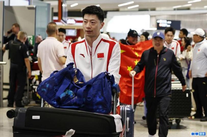 巴黎奧運會|中國乒乓球隊抵達巴黎...