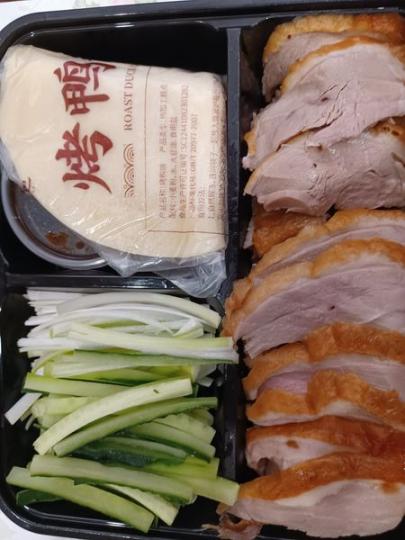 外賣烤鴨，味道唔錯,,...