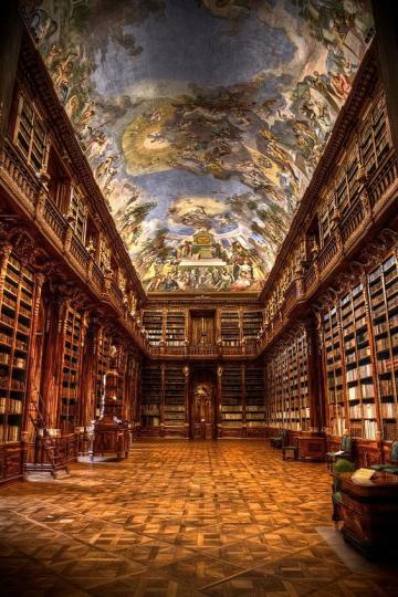 捷克的「Strahov I Library」...