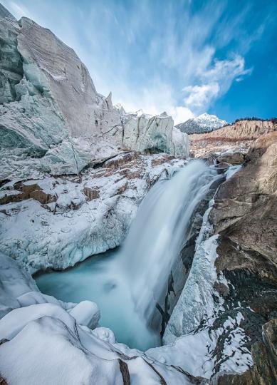 最立體的西藏風景——依嘎冰川瀑布群...