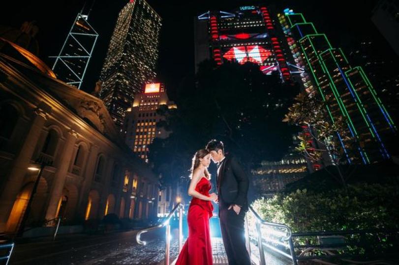 香港有好多具代表性嘅特色地方，值得作為婚紗攝影背景...