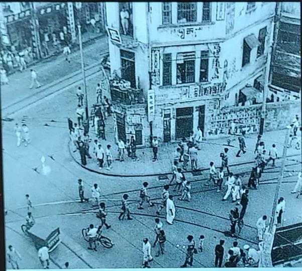 1950年代  銅鑼灣波斯富街和羅素街交界...