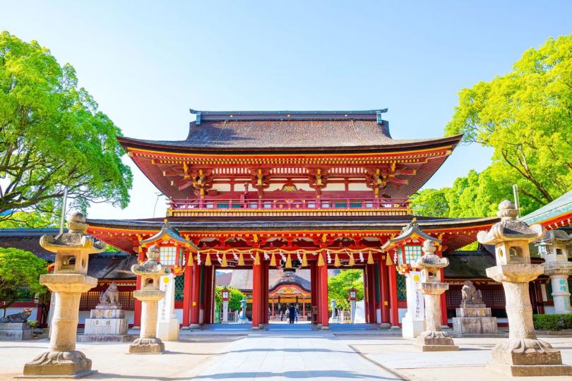 太宰府天滿宮（Dazaifu-Tenmangu）是一座著名的神社...