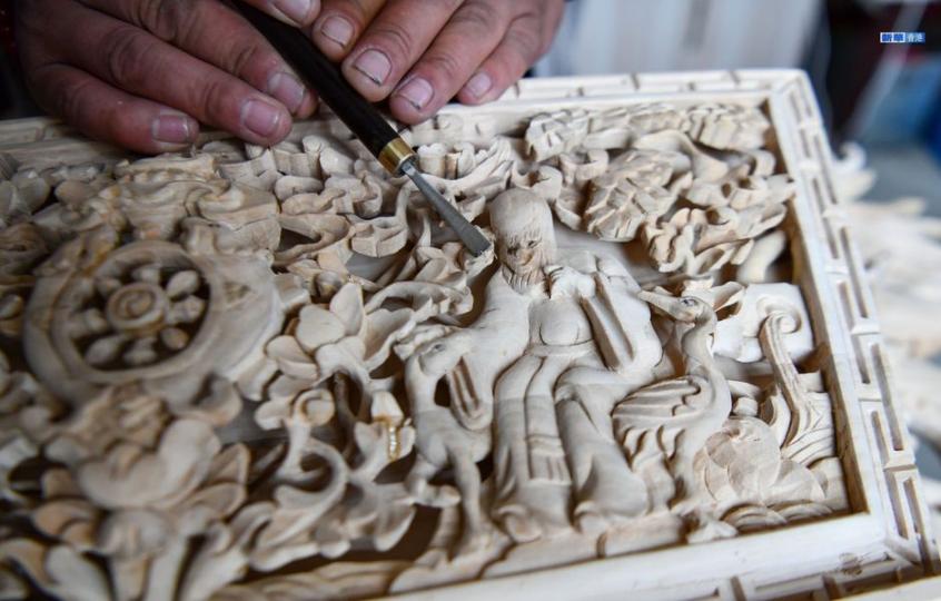 西藏工匠丨拉巴次仁：賦予木頭新生的人...