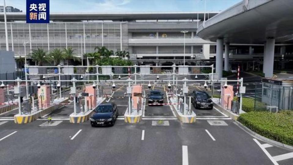 珠海拱北口岸單日通關車輛創4年新高...