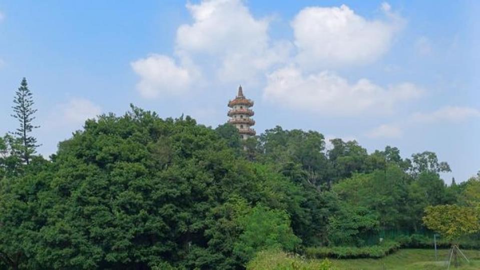西瀝水庫，通常叫作西麗湖...