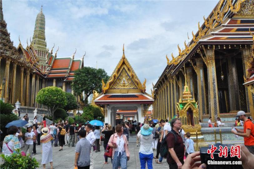 外國遊客赴泰國旅遊........
