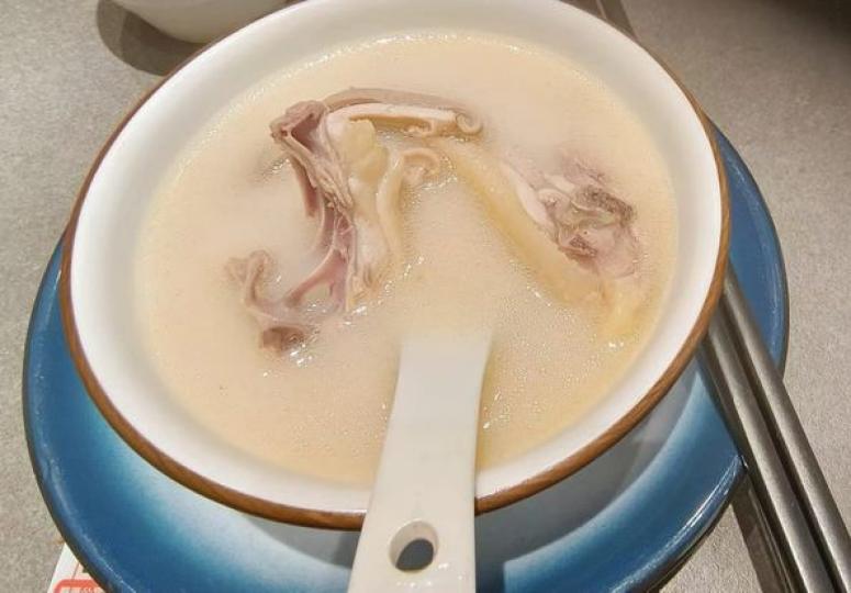 深圳第一豬肚雞........