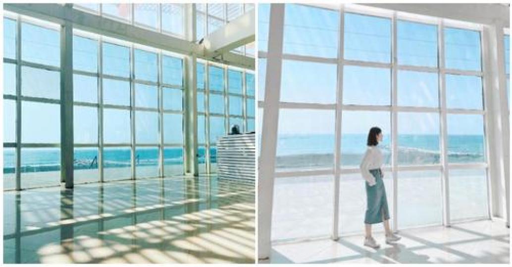 宛如沖繩般的純淨海景，配上白色落地玻璃窗超浪漫...