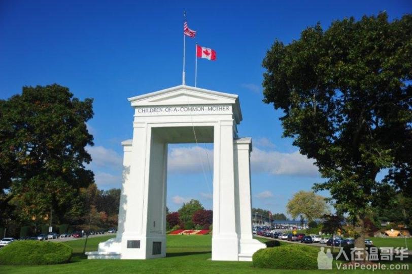 和平拱門國際公園,是在
加拿大和美國邊境共同
組成的國際公園。...