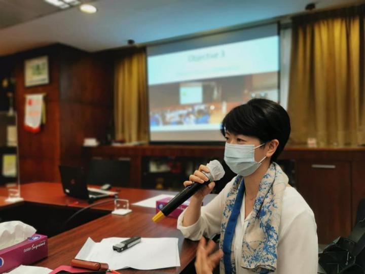 【 保護兒童 • 屯門警區出席支援青少年的溝通會議 】
(11月26日),屯門警區與社會福利署和區內為青少年提供支援服務的非政府組織,進行了溝通會議。會議中,警方分享了在青少年工作的經驗,並訂定了未來... 【 保護兒童 • 屯門警區出席支援青少年的溝通會議 】
(11月26日),屯門警區與社會福利署和區內為青少年提供支援服務的非政府組織,進行了溝通會議。會議中,警方分享了在青少年工作的經驗,並訂定了未來...