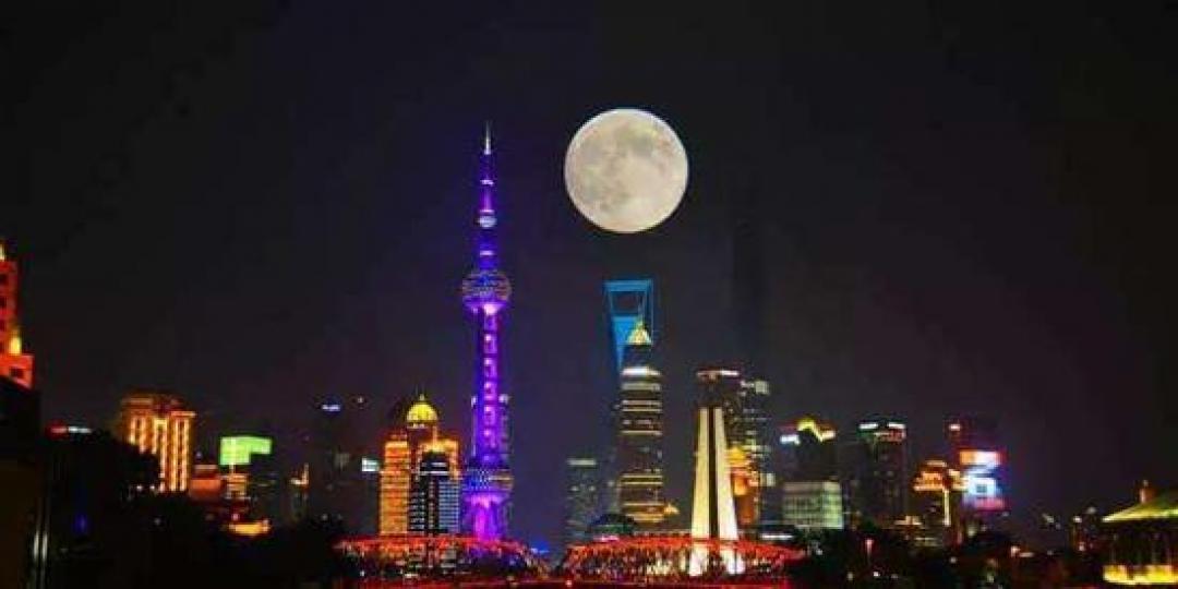 上海外灘之中秋明月美景！...