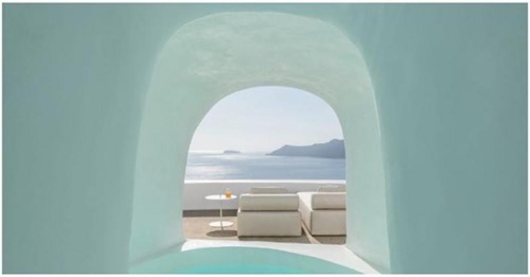 希臘最美的洞穴飯店......