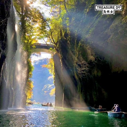 高千穗峽是位於日本九州島熊本縣的一個著名景區...