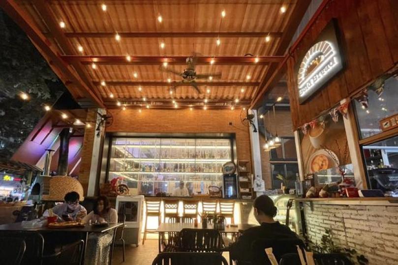 西麗試試Bold Bread Bakery & Bistro...