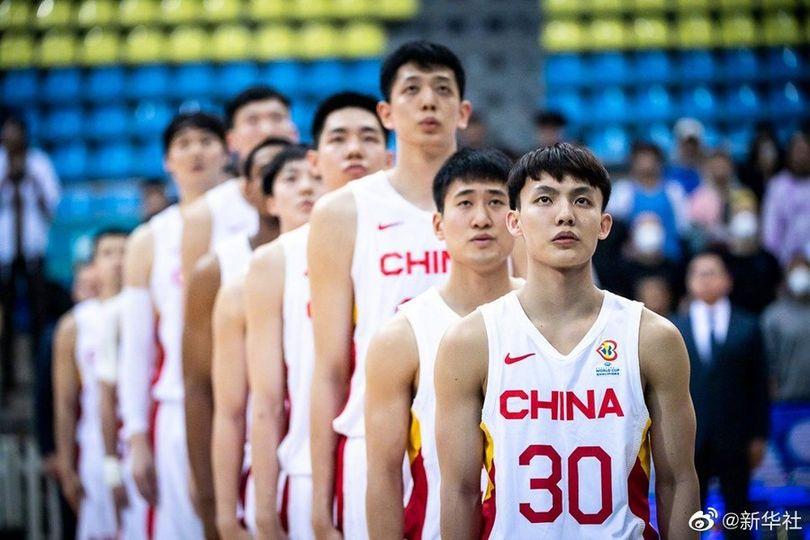 中国男篮击败巴林迎世预赛两连胜...