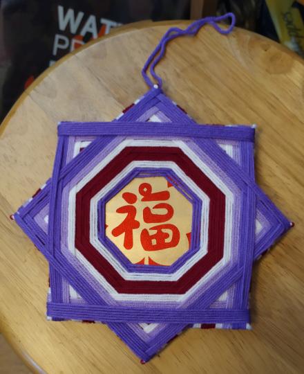 在中心上了療愈編織體驗-星之花,YY老師用心教學，果真上了療愈的一課！感謝老師！感謝中心安排！...