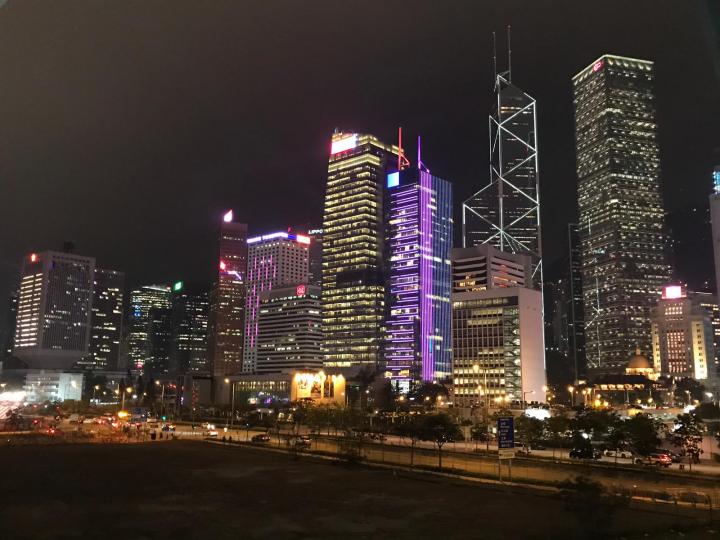 香港夜景
日間天朗氣清，晩間天色良好便可以拍攝到美麗的東方之珠夜景，非常迷人，吸引不少遊客。...
