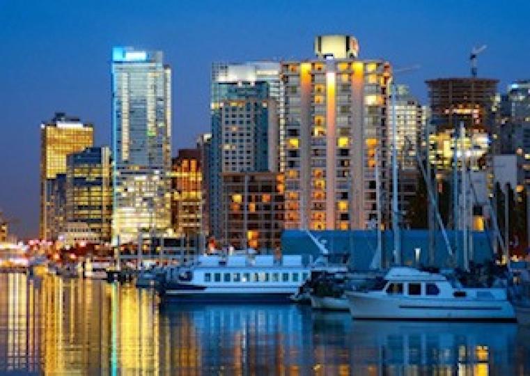 温哥華
溫哥華位於太平洋沿岸，是加拿大最大的港口城市和國內第三大城市，也是加拿大西部地區的政治、文化、旅遊和交通中心。溫哥華擁有高度發達的電影製片業，是北美洲繼洛杉機和紐約之後的第三大製片中心。...