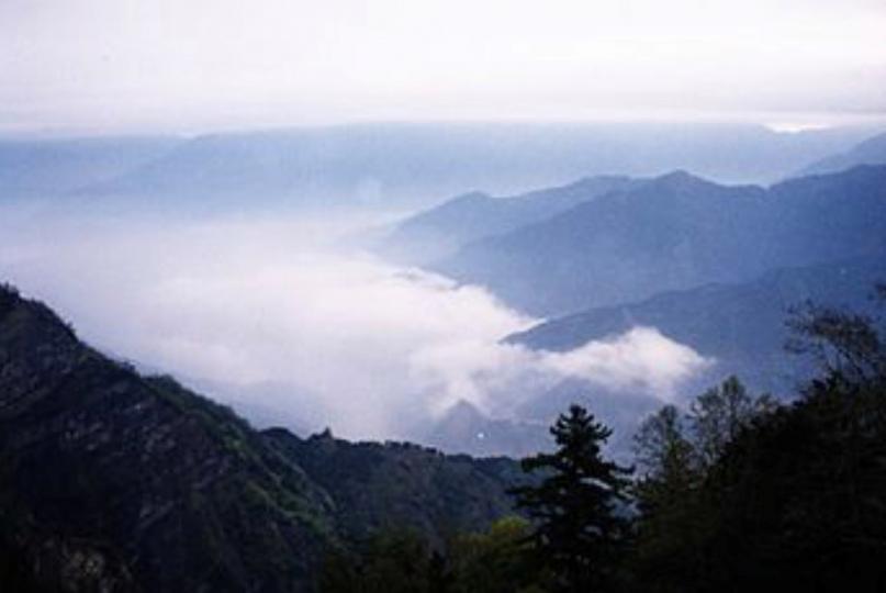阿里山雲海
台灣嘉義阿里山的美，是它的五奇，除了雲海外，其他四奇是日出、晚霞、森林和鐵道。...