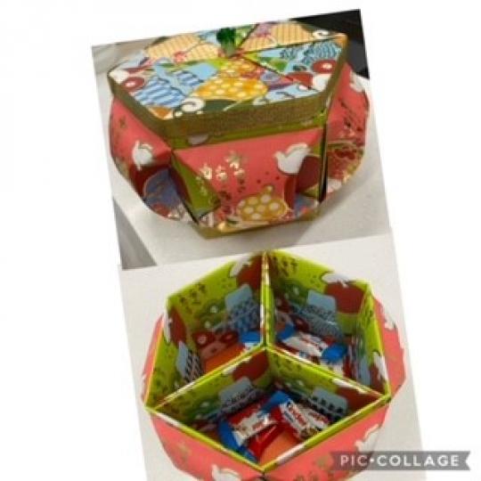 環保糖果盒

手工組義工用利是封摺出一個糖果盒，環境美觀又實用。...