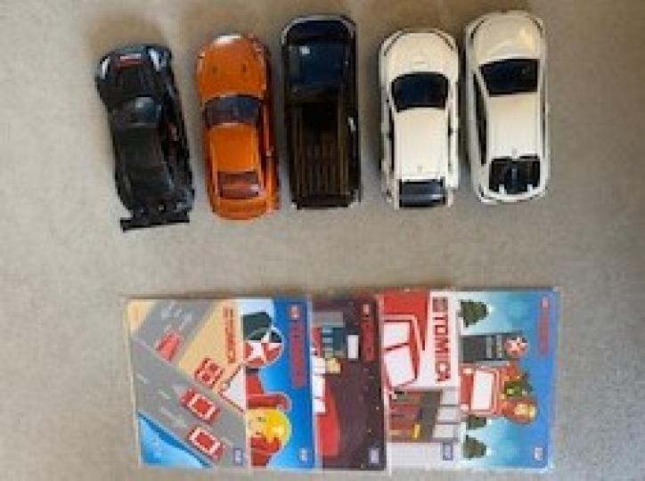懷舊玩具車
收藏玩具車仔是很多人的嗜好，近日入氣油又有得送，牽起懷舊玩具車潮。...