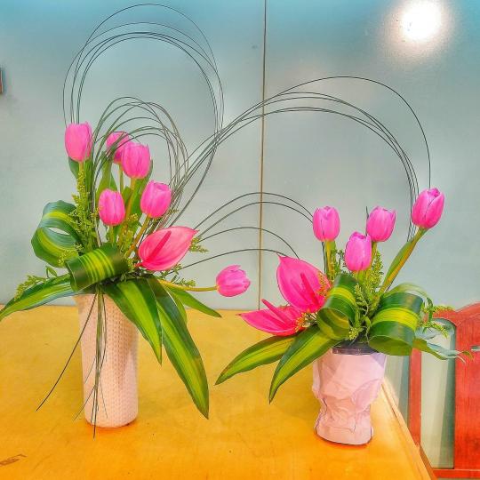 教壇插花
教壇插花是用新鮮的花作花材，代表純真的獻祭。...