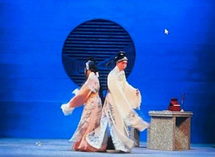 紫釵記
紫釵記是唐滌生根據明代崑劇改編的粵劇，至今是家傳戶曉的粵劇之一。...