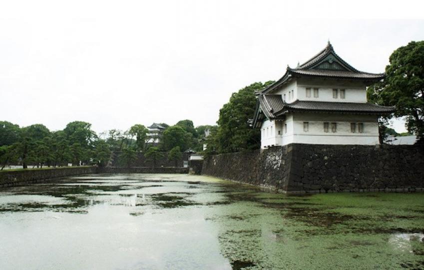 皇居
皇居是日本天皇居所。皇居週邊四季皆美。皇居部分區域是開放給一般民眾參觀的，遊客值得一遊。...