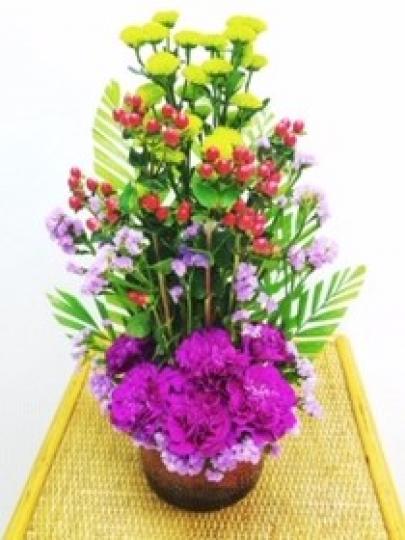 花藝
不同的花材和不同器皿插出來的花都各有特色和風格。...