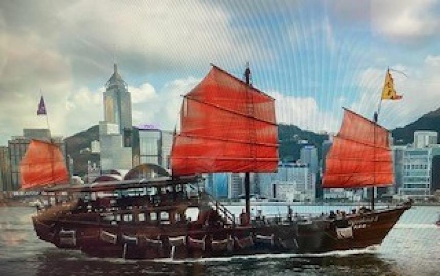 紅帆船
近日假日本地遊很多人選擇遊船河，能坐在這紅帆船作海上遊有多好的享受啊！...