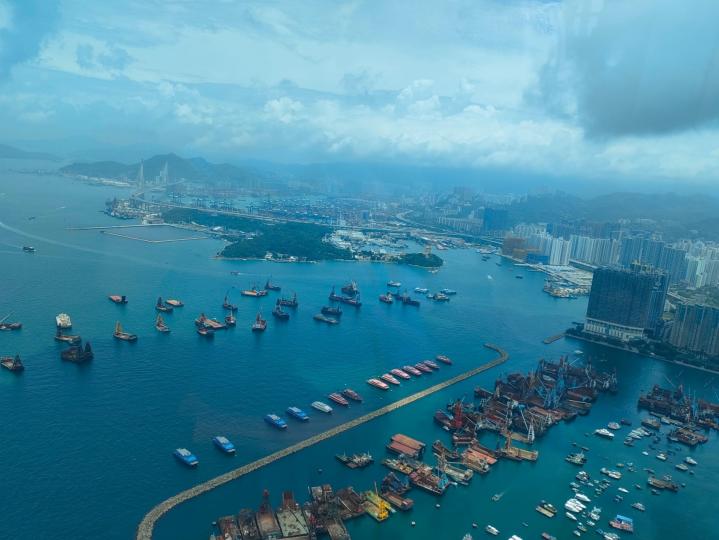 航拍
技進步很快，用航拍技術可以拍到海港避風塘的風景，一目了然。...