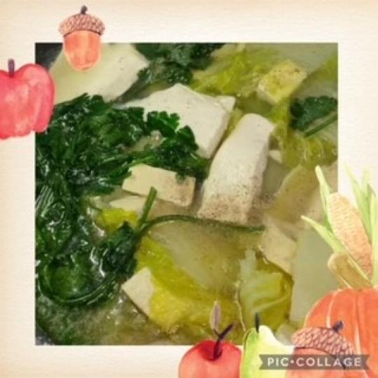 豆腐魚頭湯
豆腐、魚頭和蔬菜各有不同營養成份，配合煮成一湯，有湯又有餸，方便又易煮。...