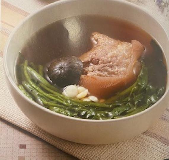 羅漢果西洋菜豬踭湯
這老火湯清理肺熱，止咳潤腸最好。...