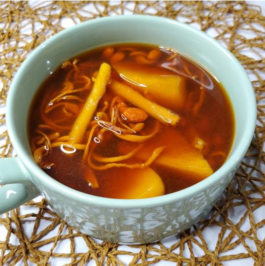「名廚Denice Wai 廚房」簡易快煮 - 「淮山沙參蟲草花素湯 」食諎分享